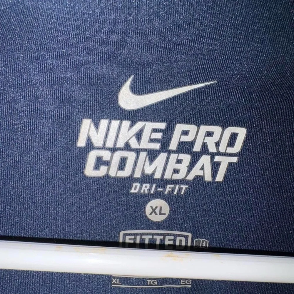 Nike lightweight navy